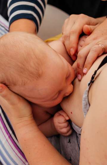 helping breastfeeding eugeniathomsen.com